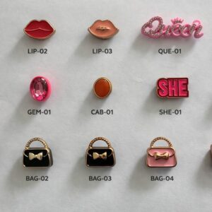 Pin's pour Crocs - GIRLY